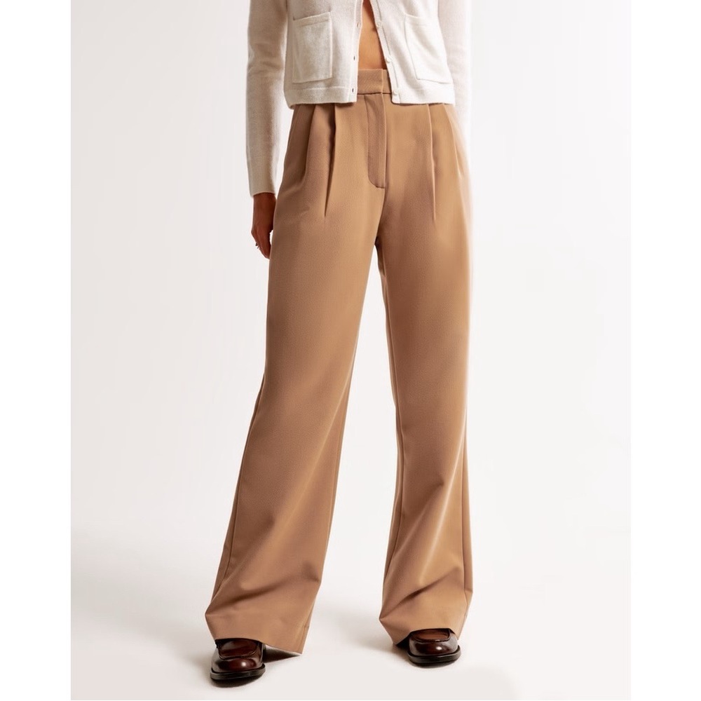 Abercrombie & Fitch Sloane Tailored Wide Leg Trouser Pant in‎ Brown Tan